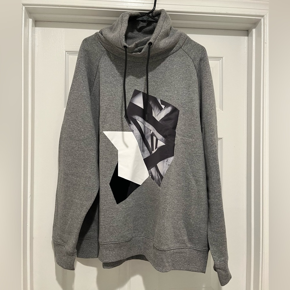 H&M Men’s Graphic Sweatshirt 2XL